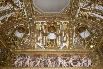 The Fleur-de-lis Room